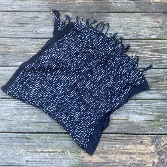 New York & Co black w/ silver sequin pashmina scarf wrap 100% Viscose - NWT - Picture 12 of 13